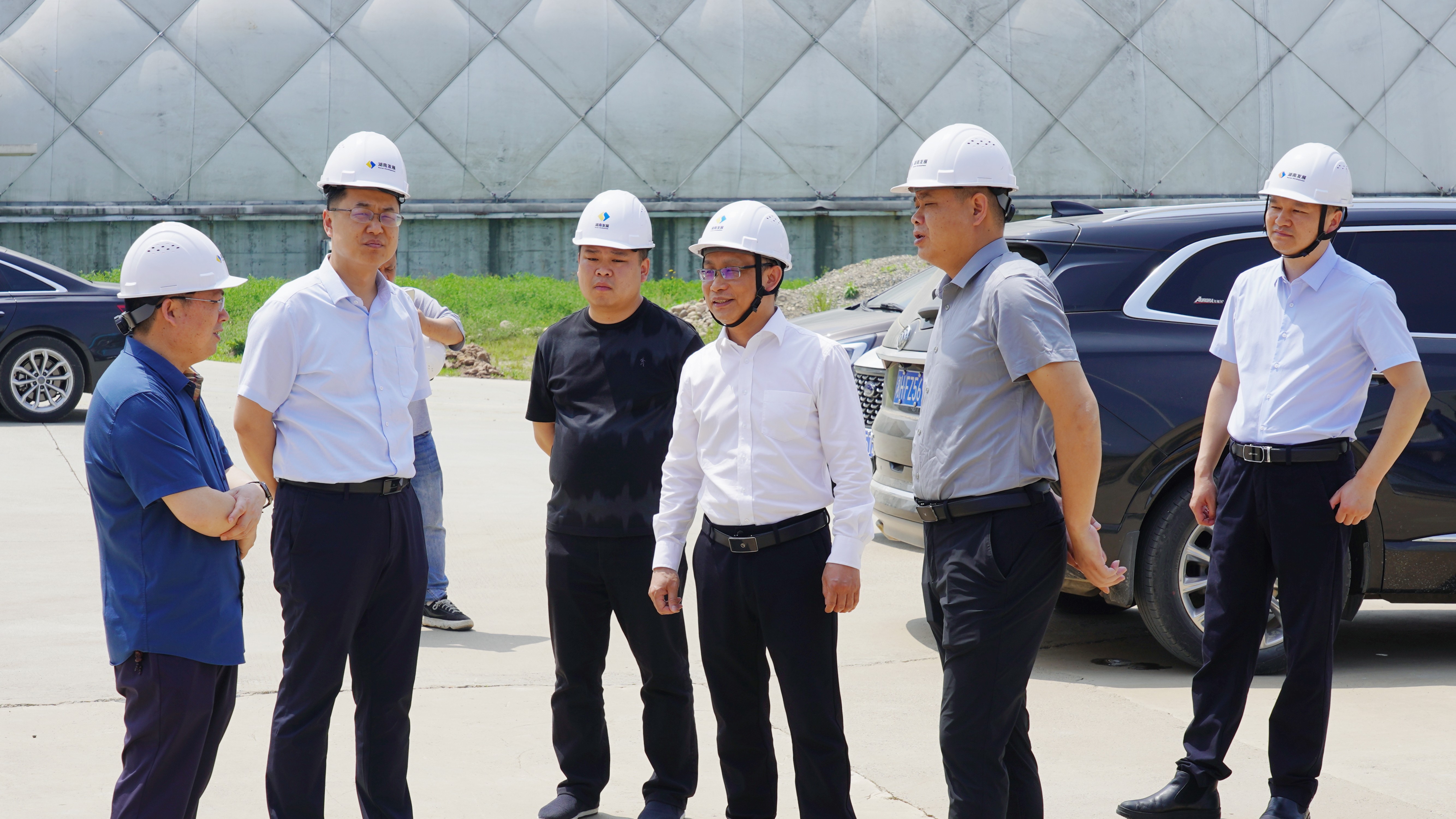 益陽市發改委一行調研湖南發展機制砂項目